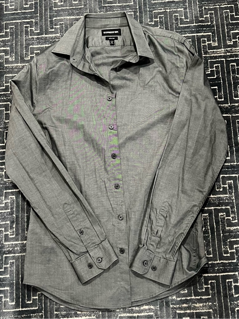 Men’s Express Collared Dress Shirt